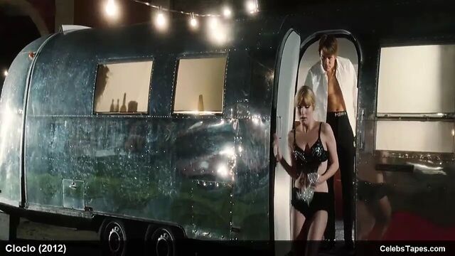 Alison Wheeler, Marie Perrin, Janicke Askevold обнаженные и сексуальные