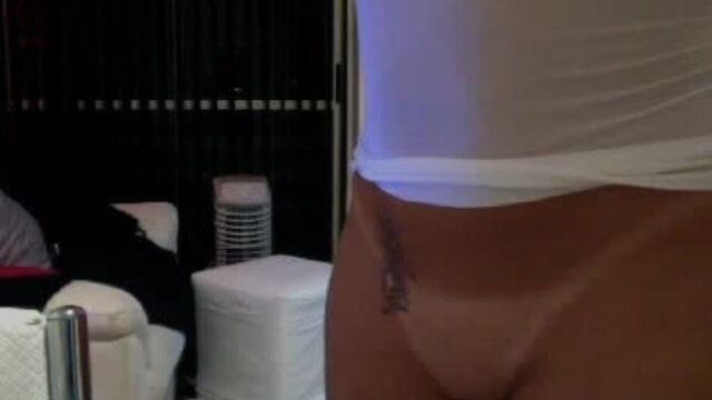 Garota de Sprama De Minina перед вебкамерой Luna