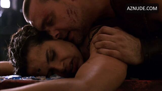 Zuleikha Robinson - римская сцена секса