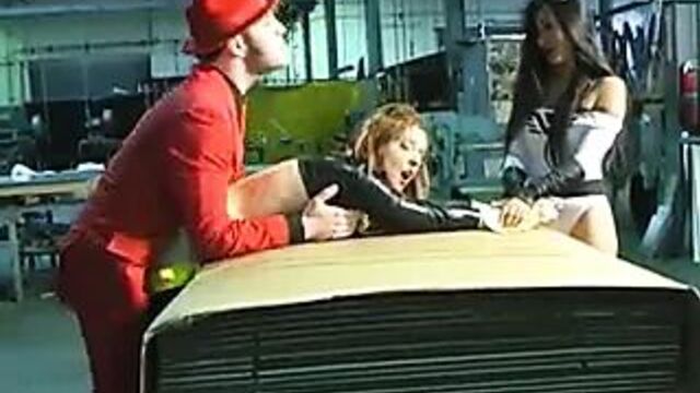 Paris, Kennedy и Nicole Oring