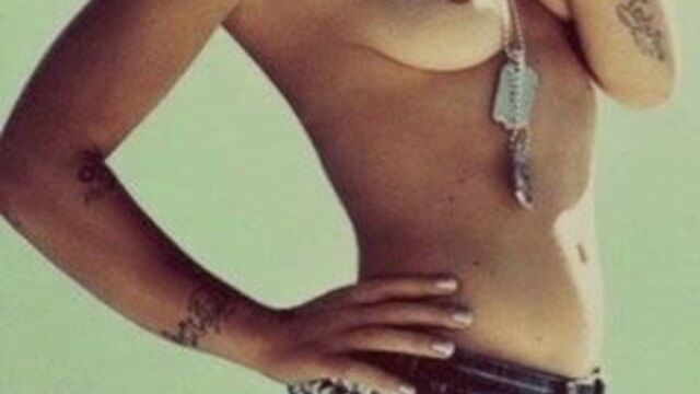 Розовая обнаженная!