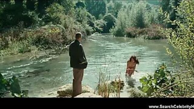 Violante Placido обнаженная - американка (2010)