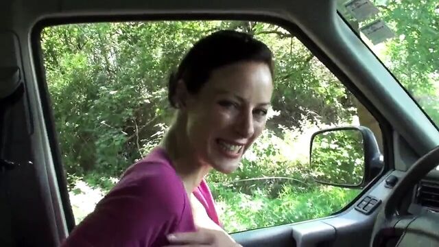 Отпуск, минет в машине