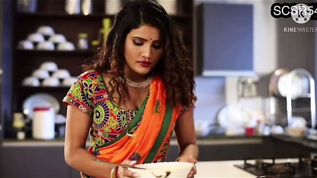 Супер горячую и сексуальную Дези Бхабхи трахнули