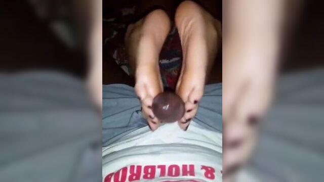 Подошва, дрочка подошвами