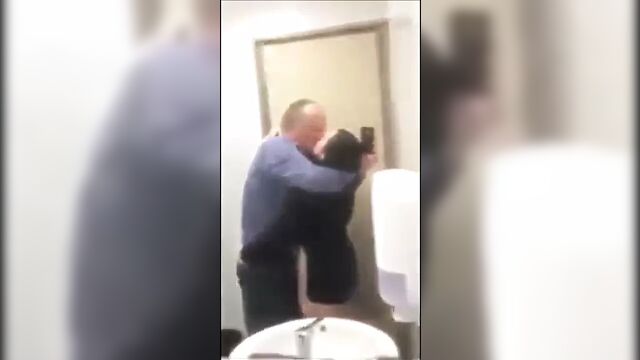 Доктор трахает свою медсестру, часть. 2 (?) Арабка или Испанка