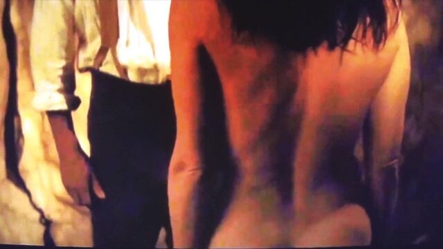 Сцены любви с танцами с волками