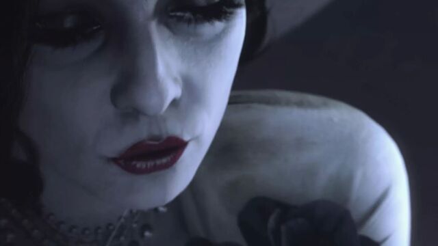 Lady Dimitrescu делает минет (анимация со звуком)