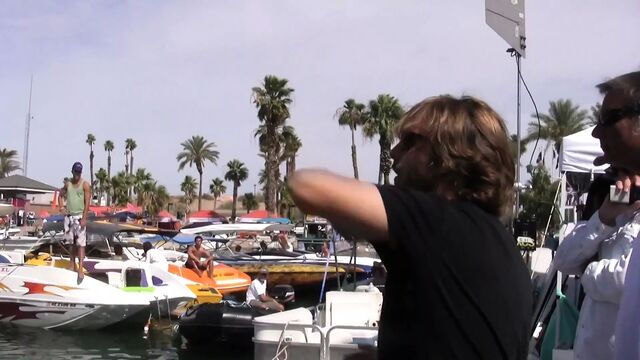 Камея Ashlynn Brooke в Piranha (2010)