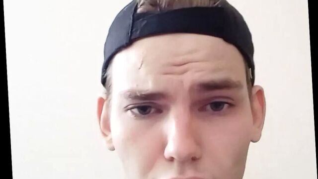 Да, дорогая, я - трахающаяся сучка, шлюховатая шлюха!