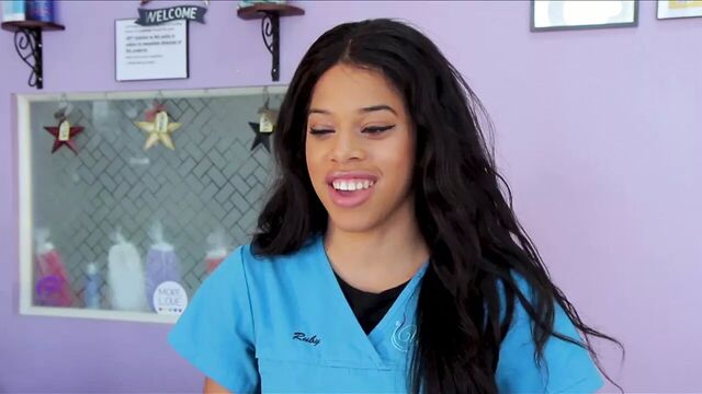 Ruby Sojourner из рекламы U Bella Waxing