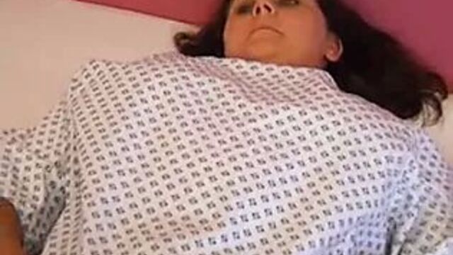 Писсинговые фантазии Amy 2, часть 1