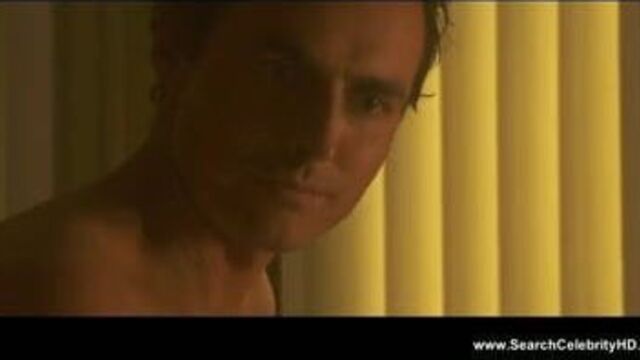 Tess Panzer обнаженная - река (2009)