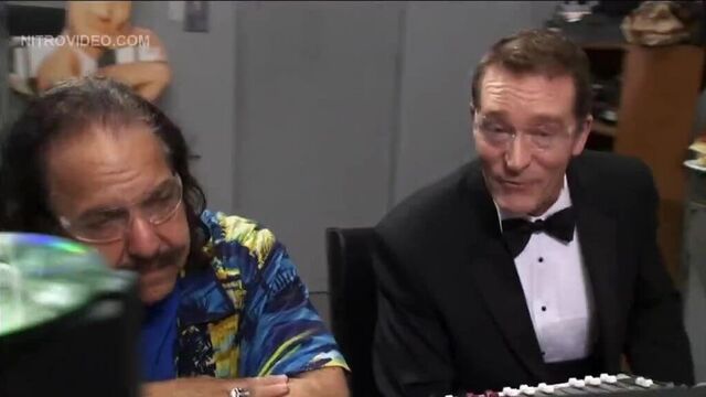 Nataliya Joy Prieto Emmanuelle через время обнаженного агента