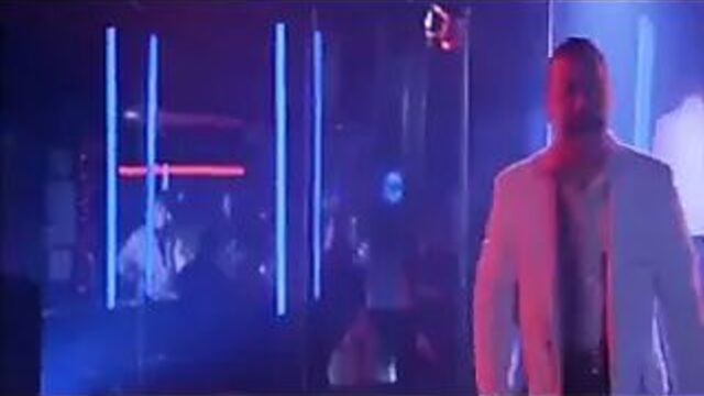 Roselyn Sanchez - желтая