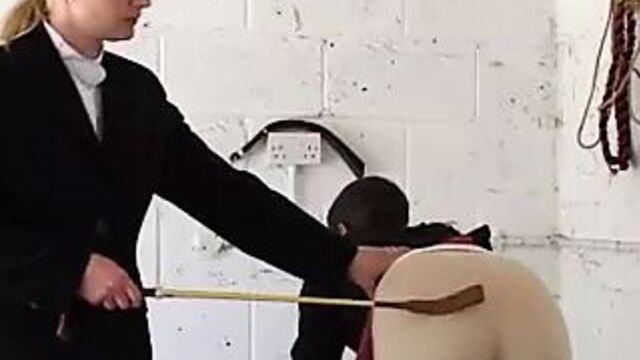 Шлепанье в Джодхпурах 1