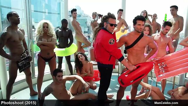 Мужская знаменитость Jeremy Jackson, фронтальная обнаженная фотосессия