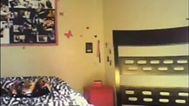 Чернокожих девушек застукали за мастурбацией