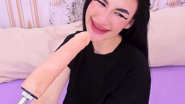 Глубокая глотка машины для траха