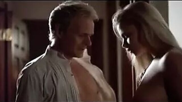 Jaime Pressly - обнаженная и сексуальная коллекция