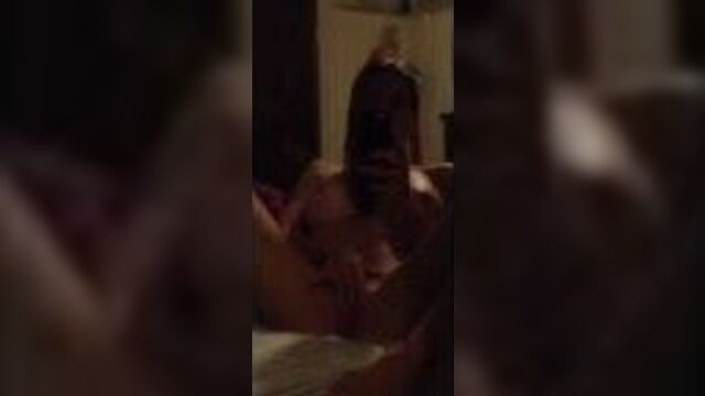 (Предполагаемая) Lindsay, Clubine мастурбирует, селфи-видео