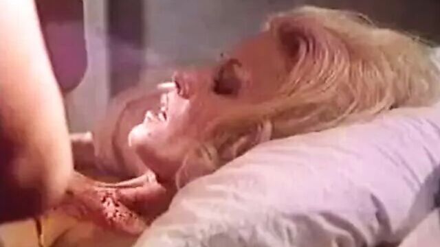 Seka и John Holmes, редкая сцена