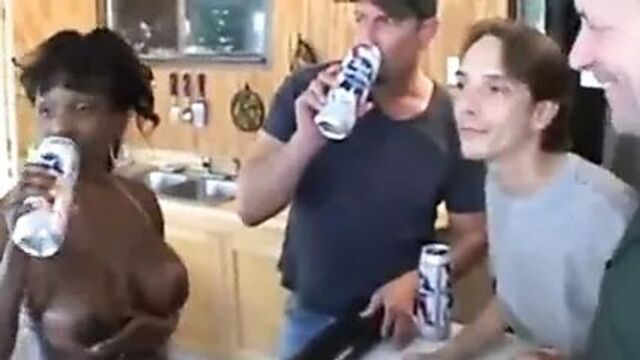 Гэнгбэнг с реднеком