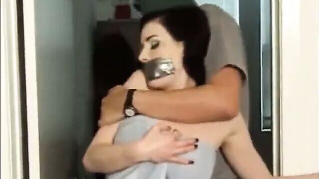 Dita Von Teese связана