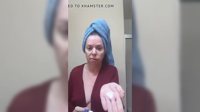 Красотка на пуговицах