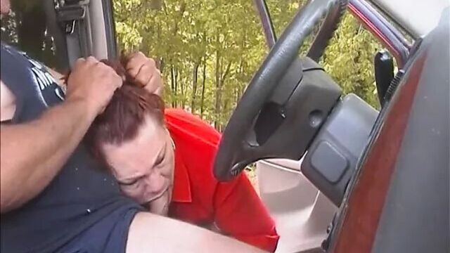 66-летняя шлюшка