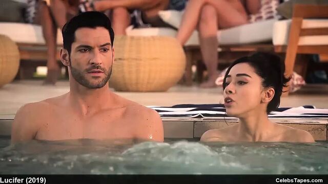 Aimee Garcia - сцены полностью обнаженных в кино