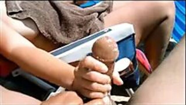 Дрочка с камшотом в любительском видео, подборка