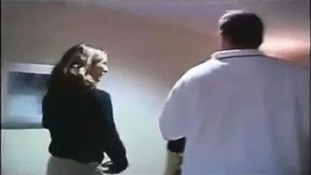 Два друга обмениваются женами