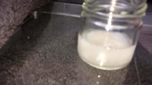 Сперма в банке