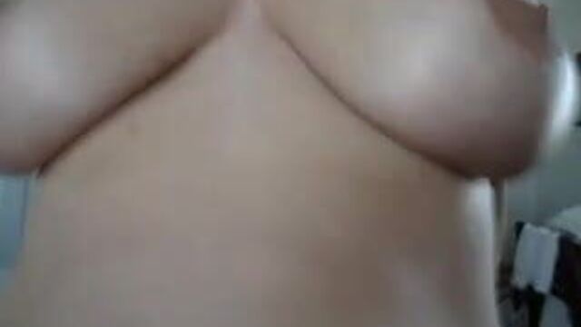 Смотри, как мои сиськи скачут