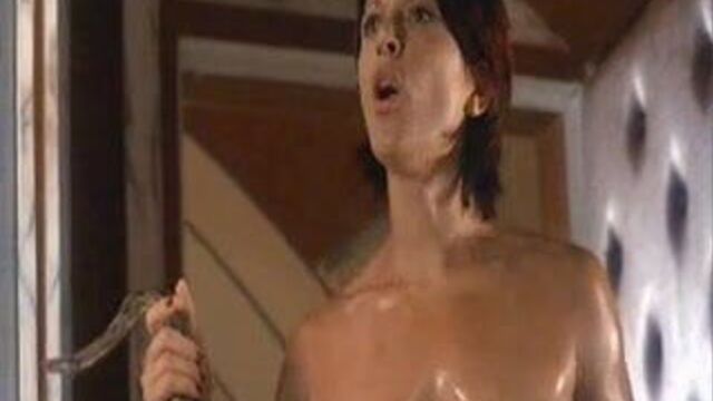 Angel Boris в боа против питона