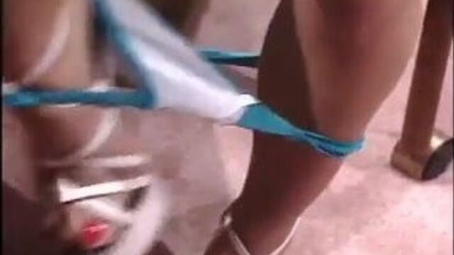 Letha Weapons трахает оператора