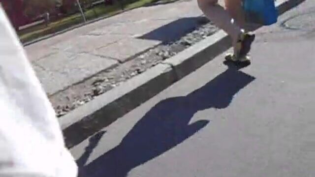 Ловля больших задниц на улицах Чернигова.