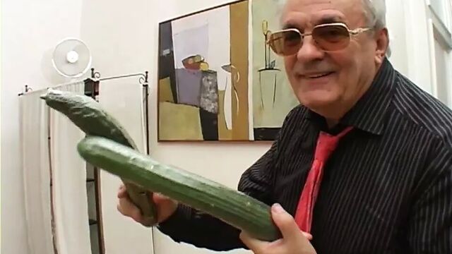 Грязные домохозяйки !!! - Серия №03