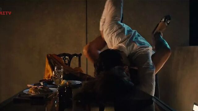 Sienna Miller - Высотный подъем 2015