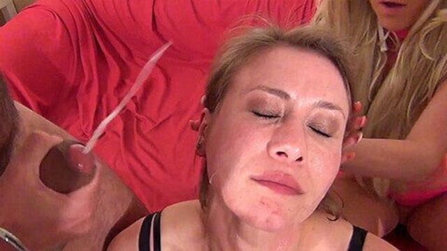 Королевы спермы, черные Bambi и Sarah Steele