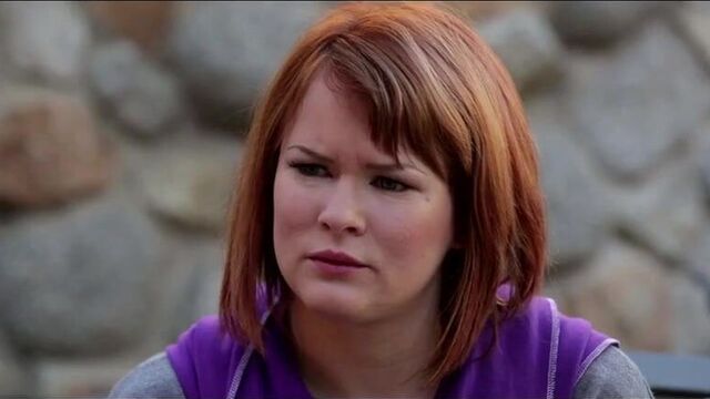 Сексуальная брюнетка Kimberly Kane