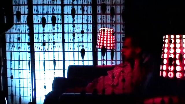 Julia Benson, миксбитч