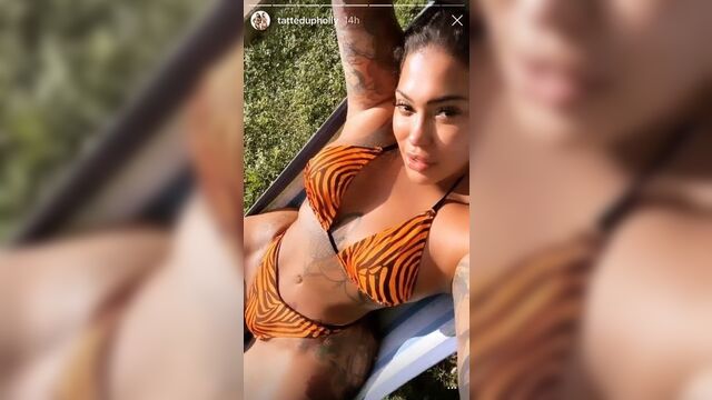 Татуированная Holly, часть 2