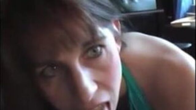 Жадная до спермы шлюшка 4 - милфа хочет попробовать твою сперму