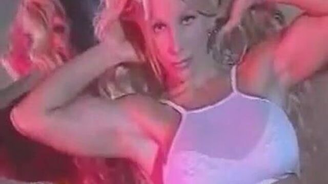 Dana Fleyser в спортзале