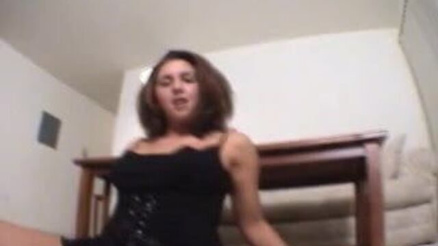 Ступня и киска Isabella