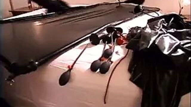 Грязные игры в латексе