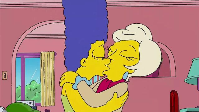 The Simpsons - Lindsey Naegle, поцелуй, Marge Simpson