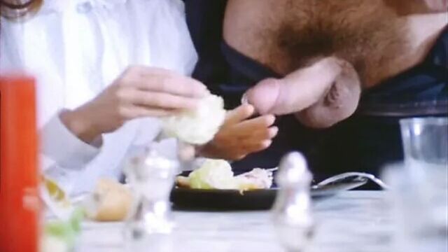 Одевание спермы